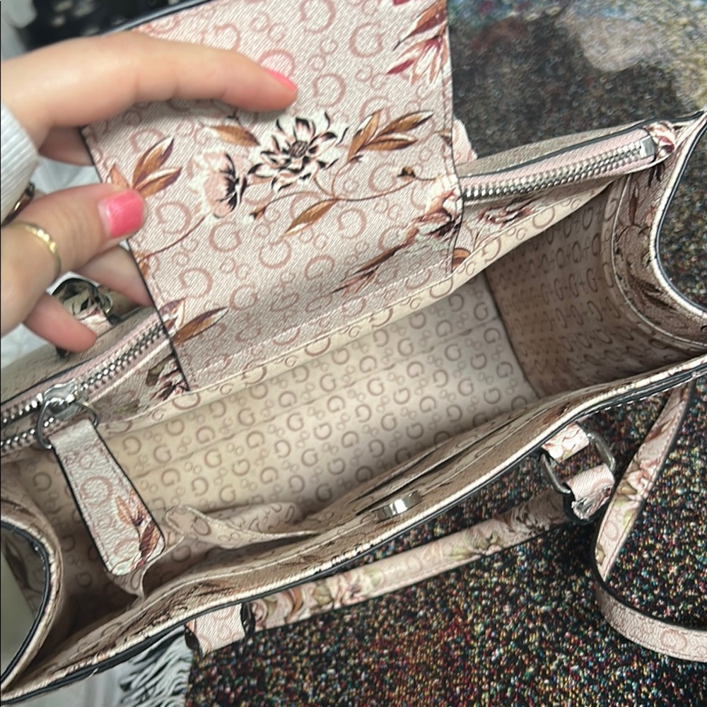 GUESS Pink Floral Logo purse with Multicolor Accents - Picture 6 of 11